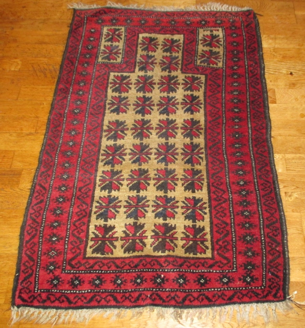 M929M Nr 14 Hand knotted Persian Carpet